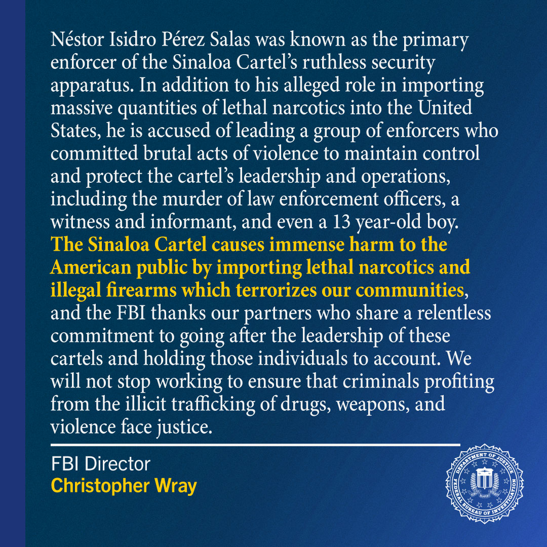 FBI's tweet photo. Alleged Sinaloa Cartel Leader and Lead Assassin Extradited from Mexico to the United States on Drug Importation, Murder, Kidnapping, Firearms, and Money Laundering Charges @FBIWFO
https://t.co/xj2D1vdNtD https://t.co/MVMgcqI8wY
