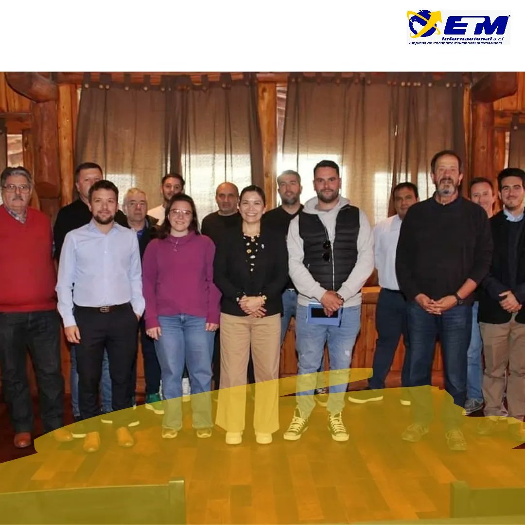 Autoridades del Consejo Federal de Inversiones (CFI) visitaron la provincia de Neuquén.

Nuestra empresa, fue invitada al encuentro de trabajo.

De esta manera ETM Internacional SRL, es parte del crecimiento y desarrollo de esta región y el país.

#logistica #Neuquen #Petroleo