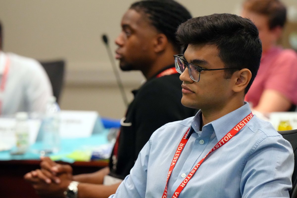 MISO_energy's tweet photo. Welcome to our 2024 interns! This week 27 interns began their MISO journey where they will actively contribute to solving complex challenges. Visit our website to learn more about the program: https://t.co/f5C05EtVOS.
#MISO2024Interns #MISOinternship #DiscoverMISO https://t.co/WXBs03tJZw