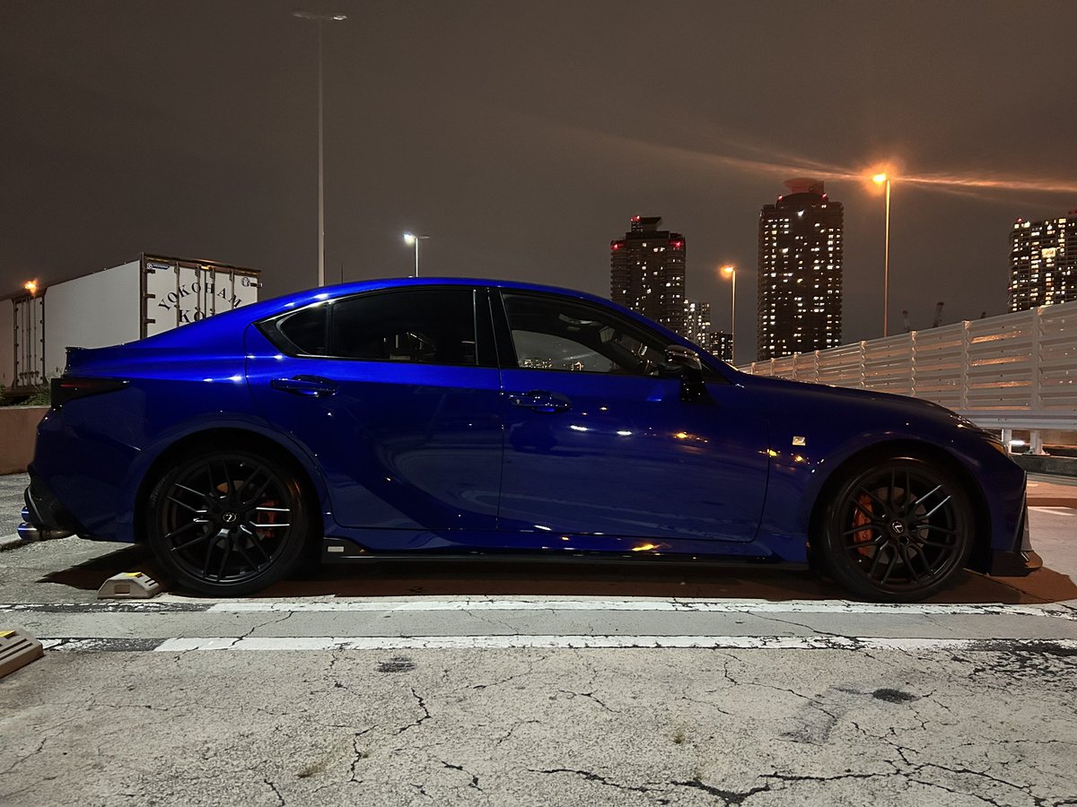 yato_IS350's tweet photo. 自慢の愛車🥺

辰巳PA📸

#辰巳PA #lexus好きと繋がりたい #LEXUS #LEXUSis #Fsports  #V6 #BBS #車好きと繋がりたい #セダン #modeblack #フォロー #相互フォロー #isf #is300 #is350 #is500 #ヒートブルー https://t.co/b6U37W6bEv