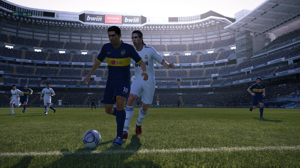 LetsPlaymaker's tweet photo. so, mal den #ps3-emulator bemüht. 👆

#pes2008-2010 waren bodenlos bis schwach, ok.

mit #pes2011 hat die Serie dann die kurve bekommen!

gameplay ging in die richtige (#pes2013) Richtung, menü ebenso. grafik für meine Augen besser. 💪

#UCL-lizenz war schon paar Jahre dabei. 🏆 https://t.co/mnJHBLsRof