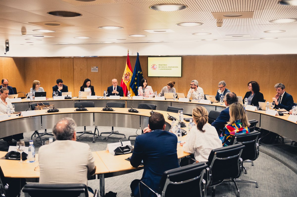 ✅El Gobierno ejecuta el 85% de los fondos iniciales del PERTE para la Salud de Vanguardia. 🔬🩺Las ministras @DianaMorantR y @Monica_Garcia_G han presidido hoy la Alianza de este PERTE, que es una apuesta del Gobierno por la salud a través de la I+D+I. ciencia.gob.es/Noticias/2024/…