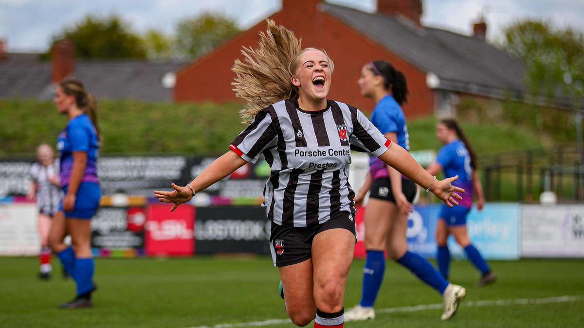 We want YOU to pick our June header 📸​

1️⃣ - ​<a href="/HaringeyGirlsAc/">Haringey Girls</a>
2️⃣ - ​<a href="/FcLives/">Changing Lives FC</a> 
3️⃣ - ​<a href="/PUFC_Gravesend/">Punjab United FC</a>
4️⃣ - @ChorleyFcGirls