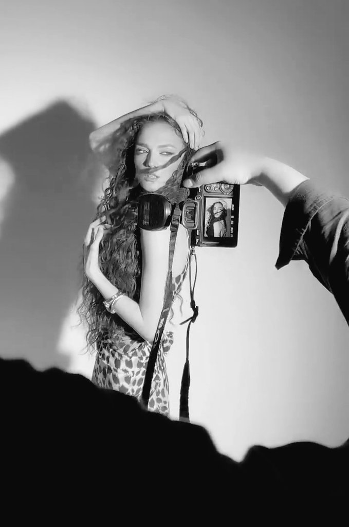 Nanukaam ✨🖤
Nanuka Stambolishvili #NanukaStambolishvili