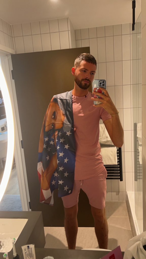 Adam 👑 tweet media