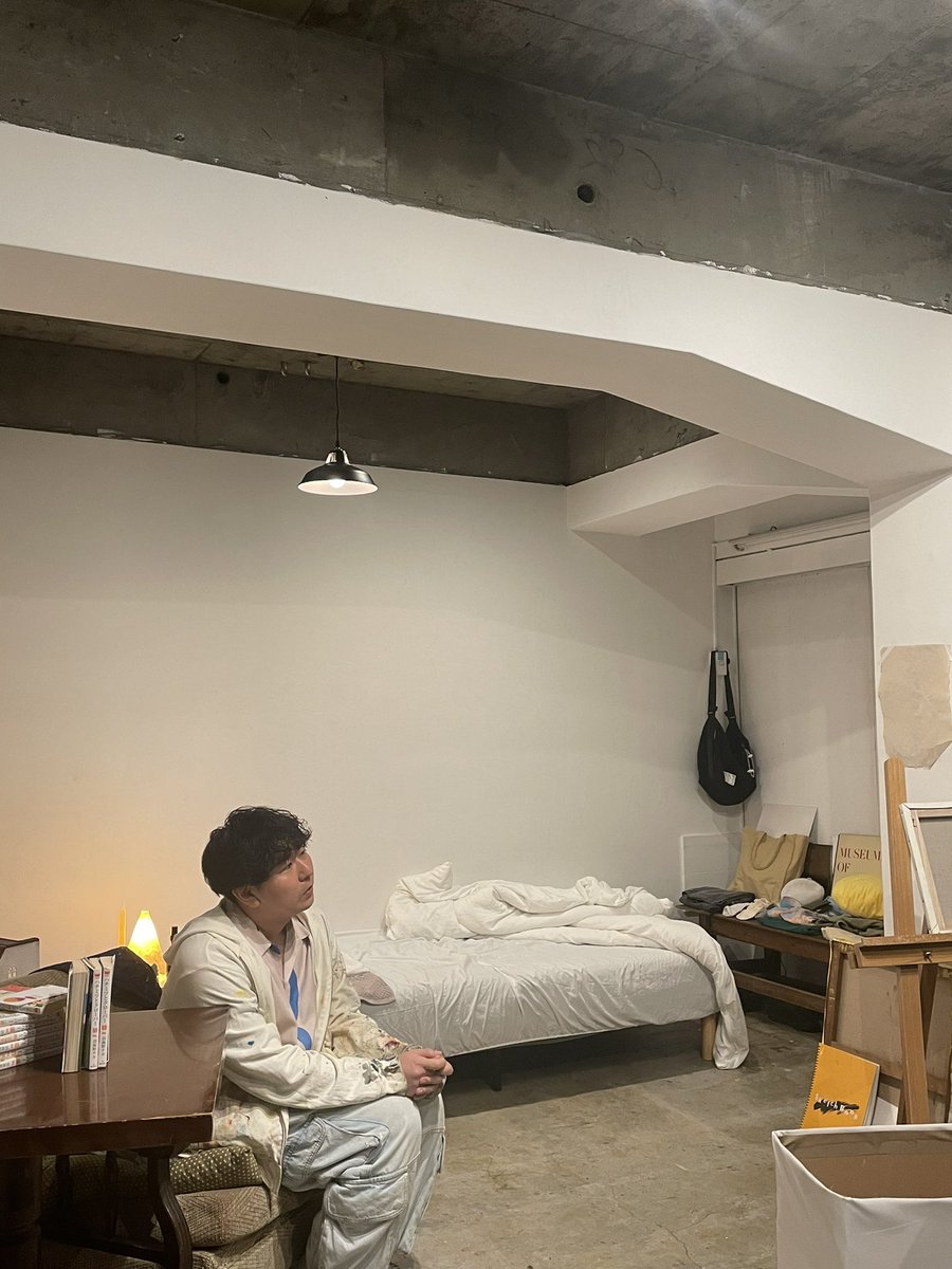 #サイコーに愛なんだが涙
素直で真っ直ぐな作品で涙だった。
開場時間から終演まで長井くんという存在が本当に愛に溢れてた。
演出も空間も全部めっちゃ良かったです。長井くん最高！愛。ありがとう！