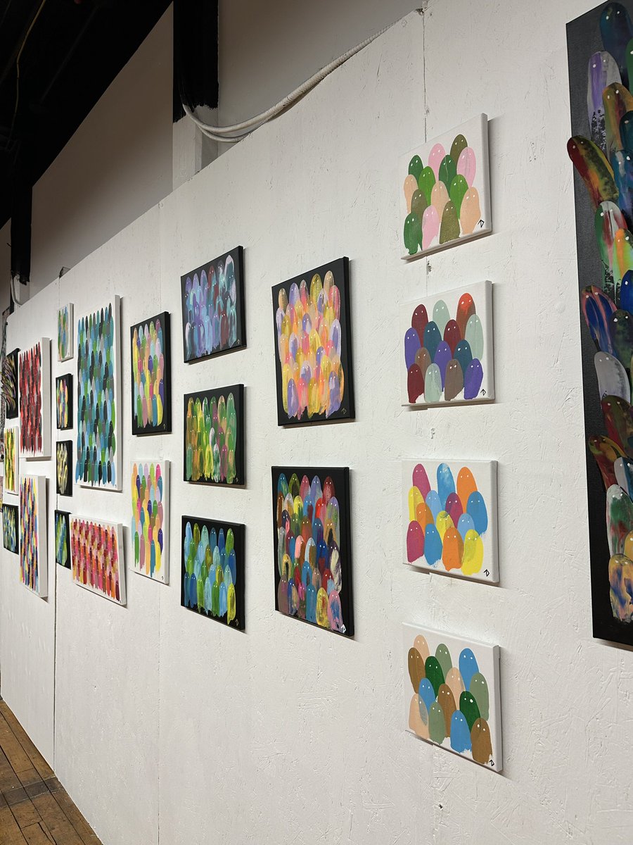 While we're talking artist studios, <a href="/HunchbackTravis/">Travis Duda ®️</a> has another awesome one!