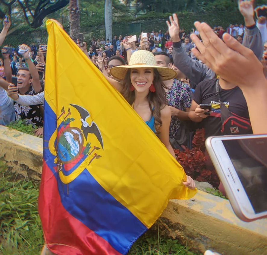 Qué orgullo todo lo que has logrado💪— como guionista, directora, productora y actriz. De parte nuestra (los peques, la Pity y yo), de corazón, dale con todo en Miss Universo Ecuador. ¡Mara Topic 2024!