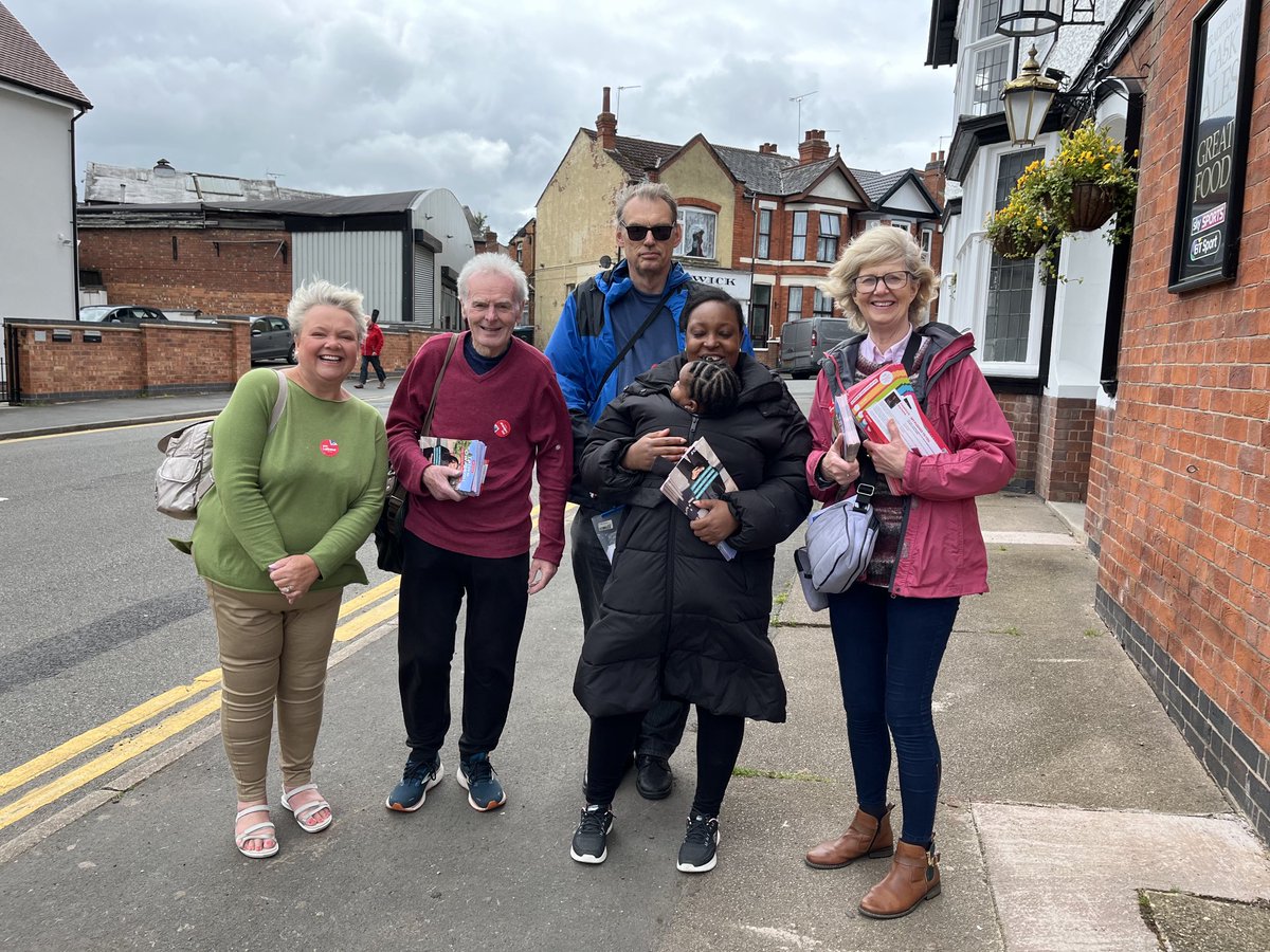 Lovely to be out with #TeamTai in Whoberley Ward, campaigning for a #LabourGovernment earlier

And, we definitely had the cutest canvasser with us  - gorgeous Baby Eloise 

❤️ #VoteLabour 🌹#TeamWhoberley