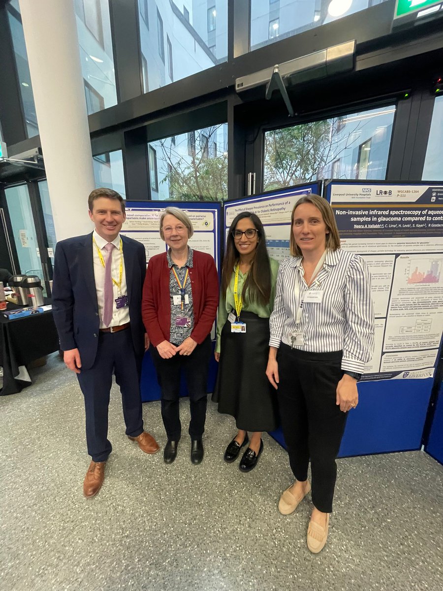 Last week the team from @StPaulsNews & the Department of Eye and Vision Science @LivUni , spoke to staff, patients & public about the new Eye Data Platform. 👁👁 Find out what this will mean for Eye research below🔬 tinyurl.com/ybc4eu99