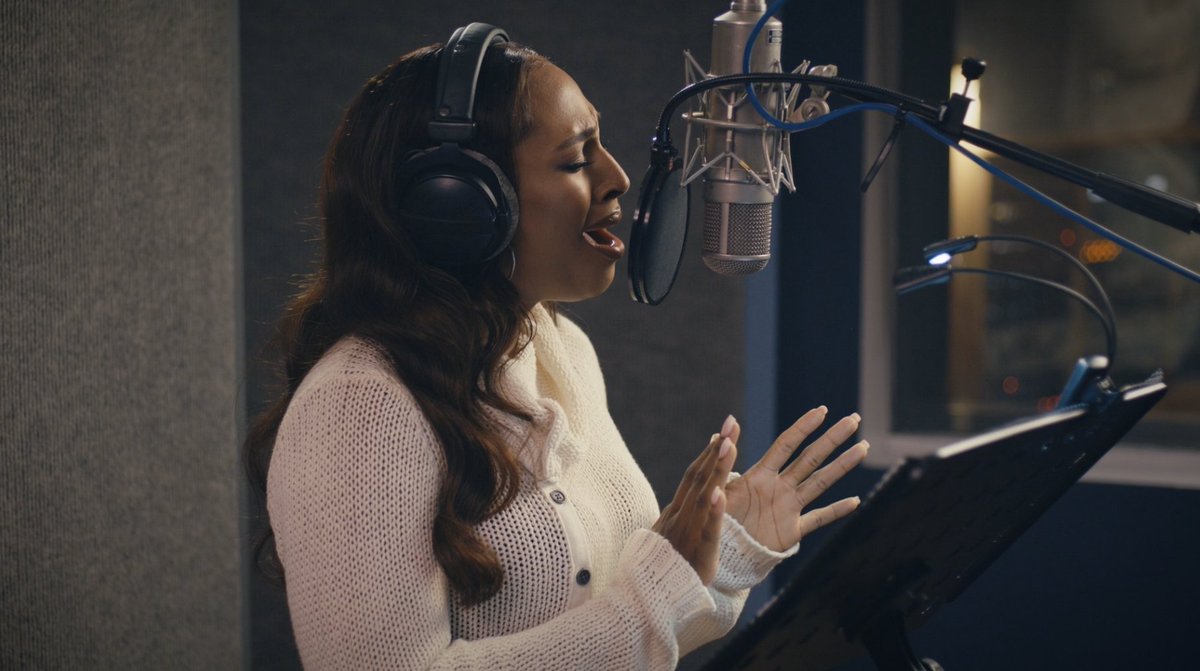 She's part of one terrific Sister Act. 💕

Head to our YouTube channel for your first listen to @alexandramusic as Deloris Van Cartier. 🎧 #SisterActMusical

Watch Now 👉 youtu.be/aDD2QfEf7qE