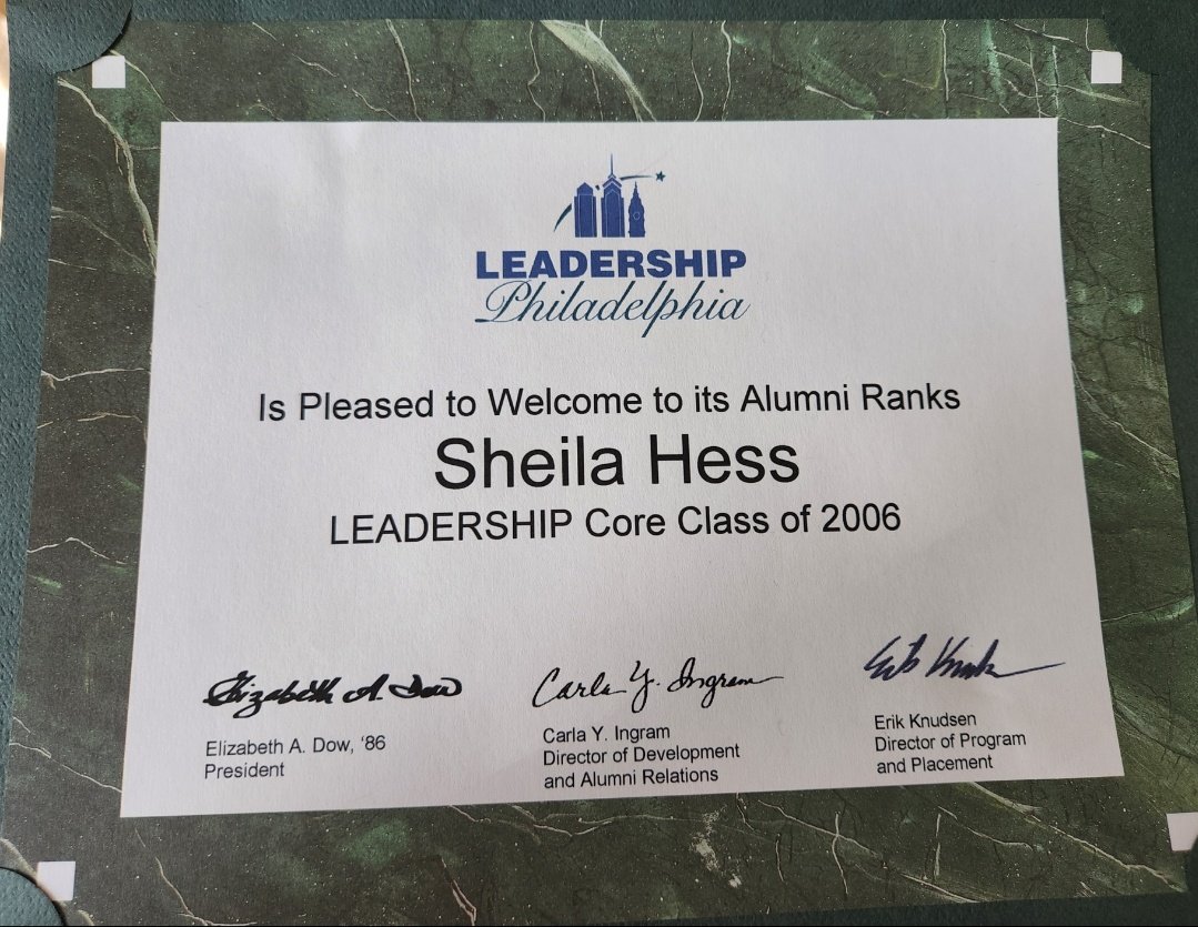 SheilaShowPHL's tweet photo. A gem of a #throwbackthursday.
Found this @LeadershipPhila #Top100Connectors brochure. Who do you know and where are they now in their careers? All powerful leaders!
Thank you #LeadershipPhila for making an impact in our lives both personally & professionally.๐๐ #CoreClass2006 https://t.co/Xci6bxwc1u