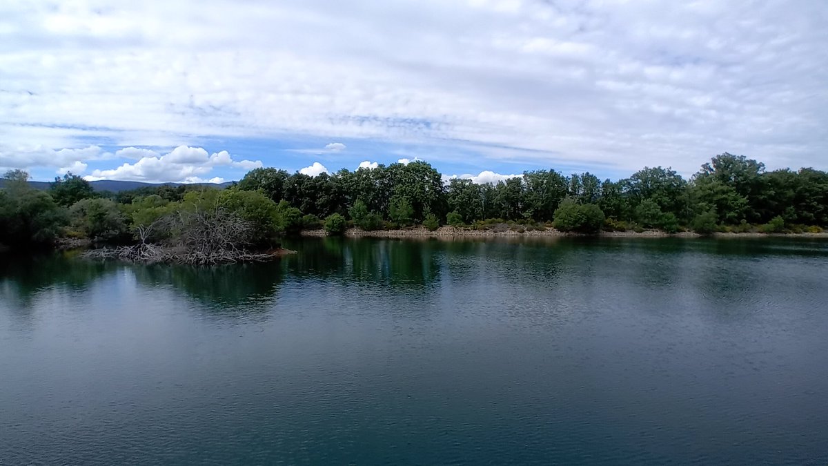 Teminamos la jornada de convivencia en Prádena del Rincón con una ruta senderista hasta la Laguna del Salmoral, el corazón del patrimonio natural de esta comarca. #IPPDay