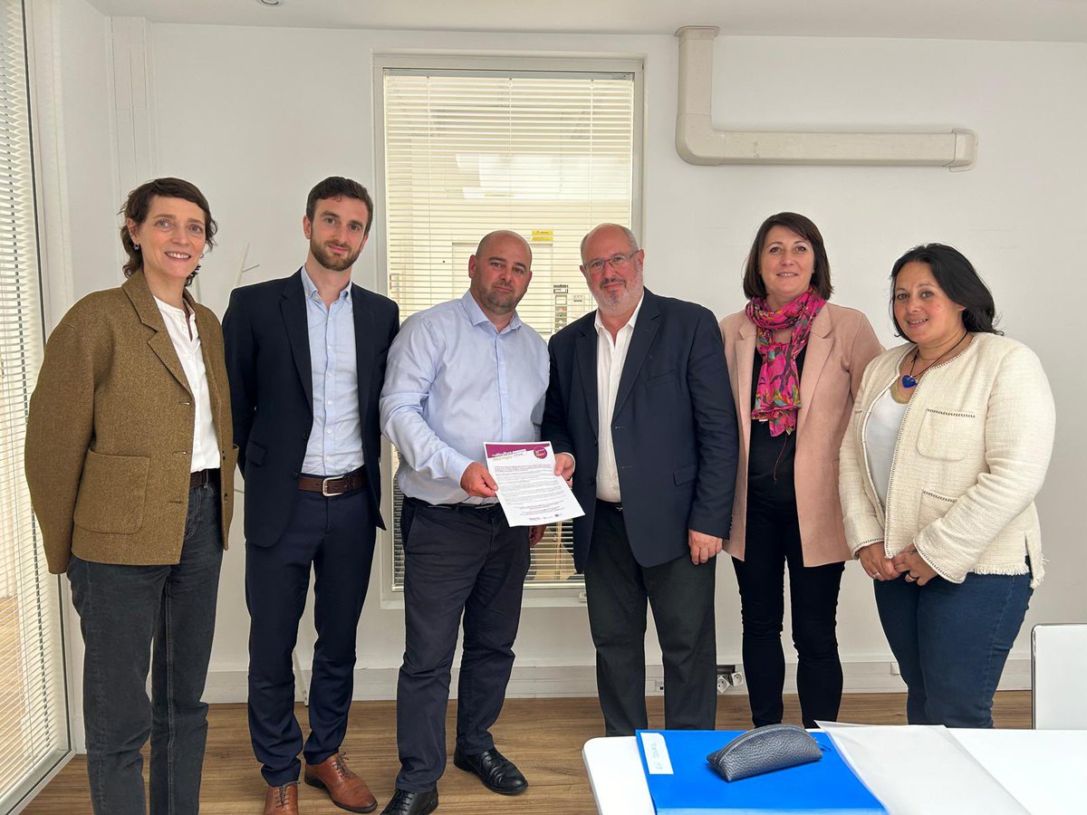 Avec nos amis des #IGP nous avons rencontré les candidats <a href="/placepublique_/">Place publique</a> aux Élections UE pour les sensibiliser aux enjeux de nos IG en Europe.
Merci à <a href="/EricSargiacomo/">Eric Sargiacomo</a> <a href="/TemGirard/">Temanuata Girard</a> <a href="/clairefita2017/">Claire FITA 2017</a> 
«#ElectionsEuropéennes2024 #AOC #IGP