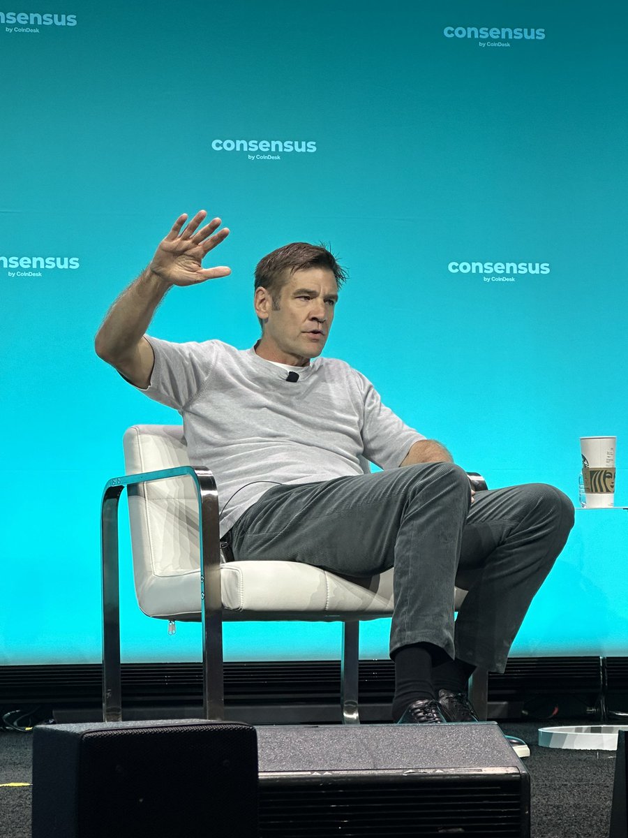 Blockchain Beach tweet media