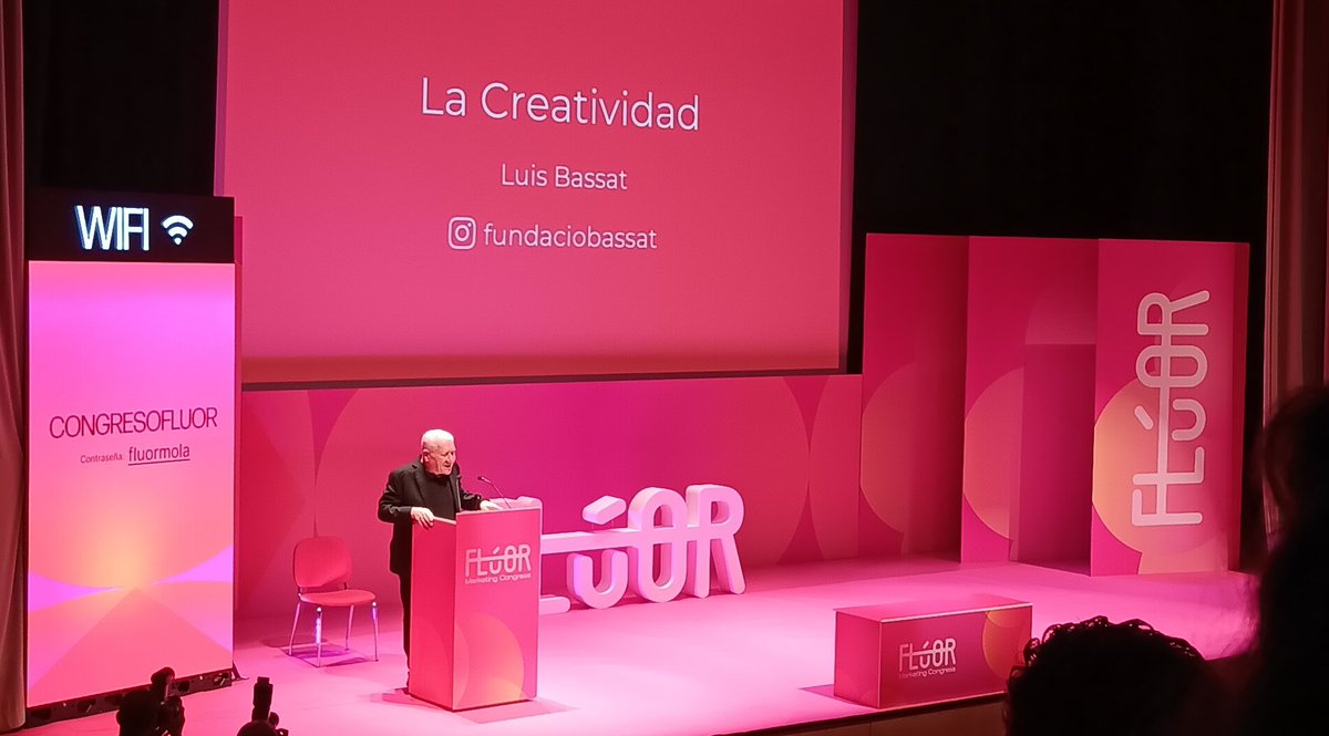 Eva Llorca tweet media