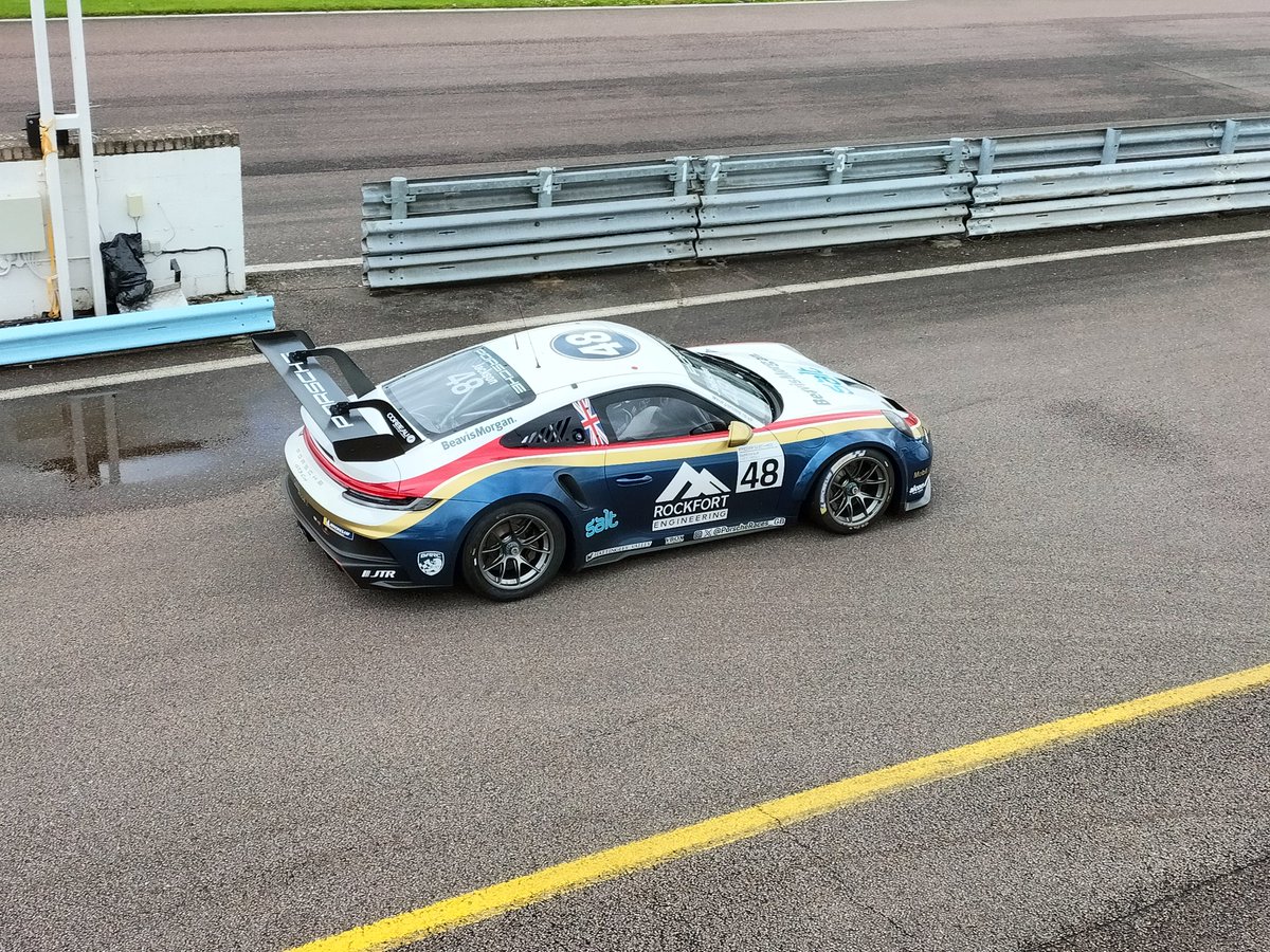 A thread. 

@Porsche Carrera Cup GB & @BritishF4 test day at @thruxtonracing.

Always nice to get trackside and meet some good people.

#porsche #carrera #thruxton #btcc #f4 #toca