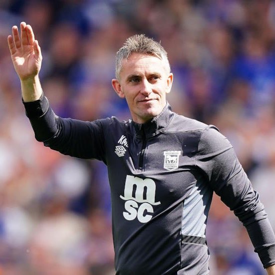 🚨 KIERAN MCKENNA signs new deal at Ipswich Town. Club confirms the 38-year-old manager put pen to paper on new four-year-contract running through to 2028. Huge news for Tractor Boys after McKenna after former Manchester United coach delivered back-to-back promotions. 🚜🔵