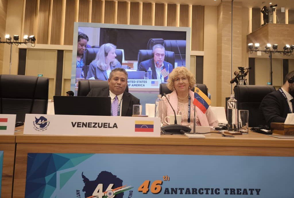 📰 #Noticias // Venezuela presente en reuniones multilaterales sobre ambiente en la India (+ Detalles )👇 mppre.gob.ve/2024/05/29/ven… #PuebloMaduroActivo