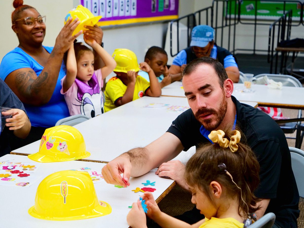 St. Francis de Sales School for the Deaf tweet media