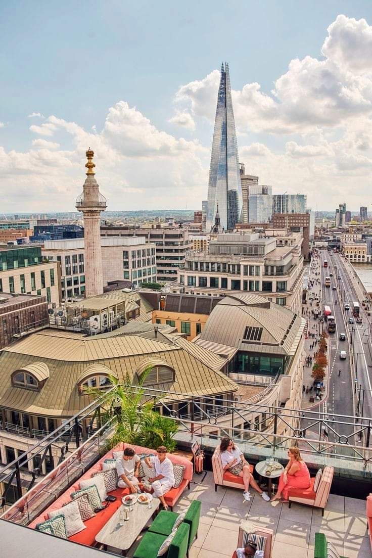 best things to do in Londonthis weekend:Make yourself happy🥰🇬🇧🥰 #OldLondonPhotos