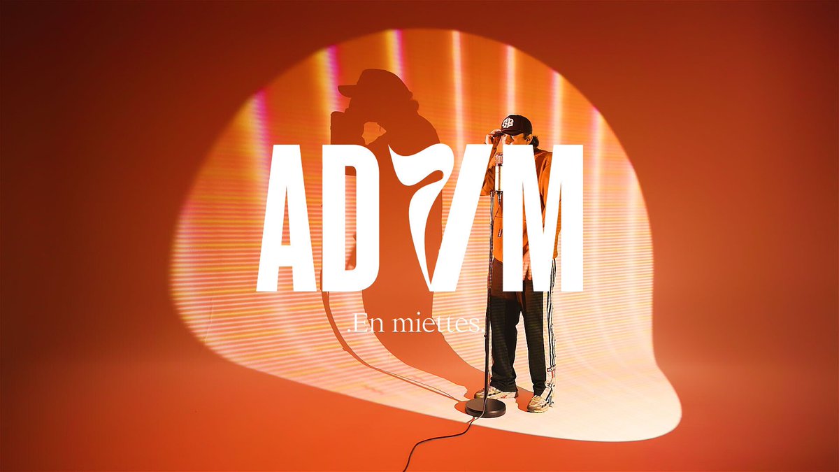 Advm - .EN MIETTES. | Dazzle Live

Pour finir cette saison 2 en beauté on a reçu Advm (@jeunarogant ) qui est venu interprêter .EN MIETTES., issu de son dernier projet .DEMAIN C'EST MIEUX. 🧯

Lien de la live session : youtu.be/pEnCcrRgEJI