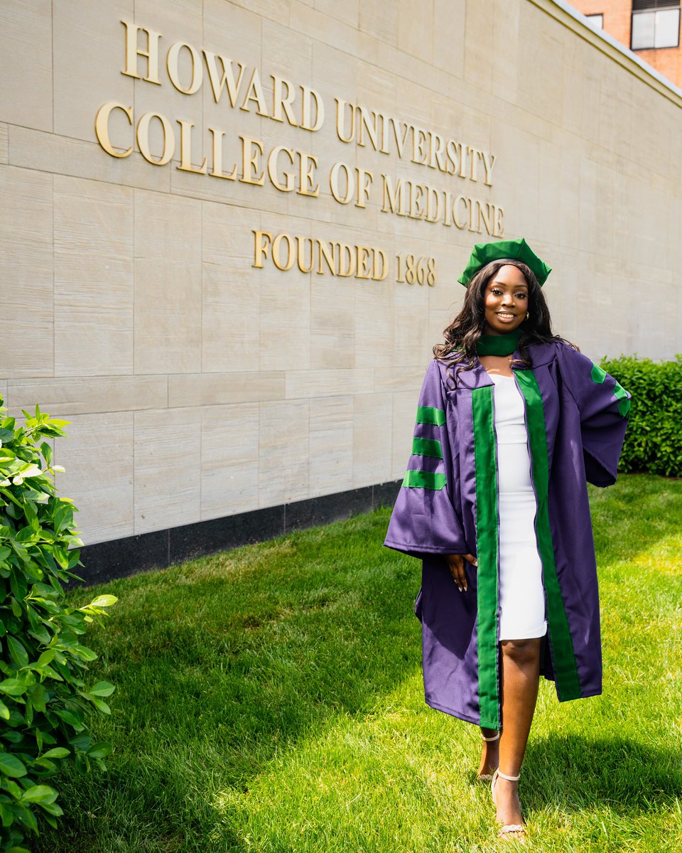adwoaagyarkowah's tweet photo. ✨ Nana-Adwoa Agyarkowah, MD ✨

Thank you, Howard! I couldn't have chosen a better place to attend medical school. https://t.co/dspczJbM0D