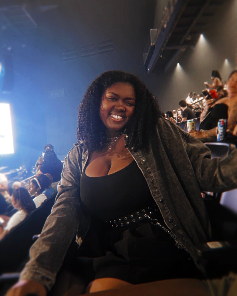 LivWav's tweet photo. hot girl summer loading…

#HotGirlSummer #HotGirlSummerTour https://t.co/vratpZgOg6