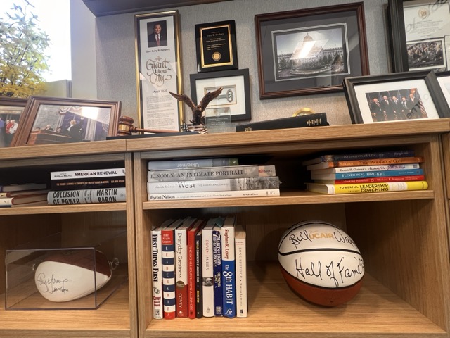 As a fan, I'm sad to hear of the passing of my friend @billwaltoncom. He was one of the great collegiate and NBA players of all time. On many occasions, he was generous with his time and talent. His signed ball will always have a place of honor in my office.