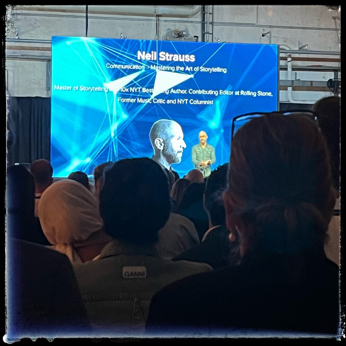 Carsten Bang (@bang_carsten) on Twitter photo I got a beer…. and maybe <a href="/neilstrauss/">Neil Strauss</a> even gave me the incentive to finish my novel!
<a href="/PresidentsSmt/">Presidents Summit</a> I got a beer…. and maybe <a href="/neilstrauss/">Neil Strauss</a> even gave me the incentive to finish my novel!
<a href="/PresidentsSmt/">Presidents Summit</a>