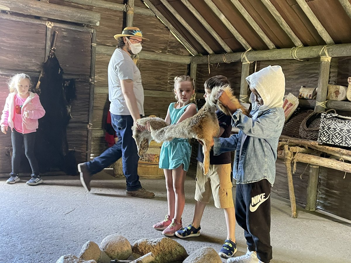 Aaron Benesh tweet media