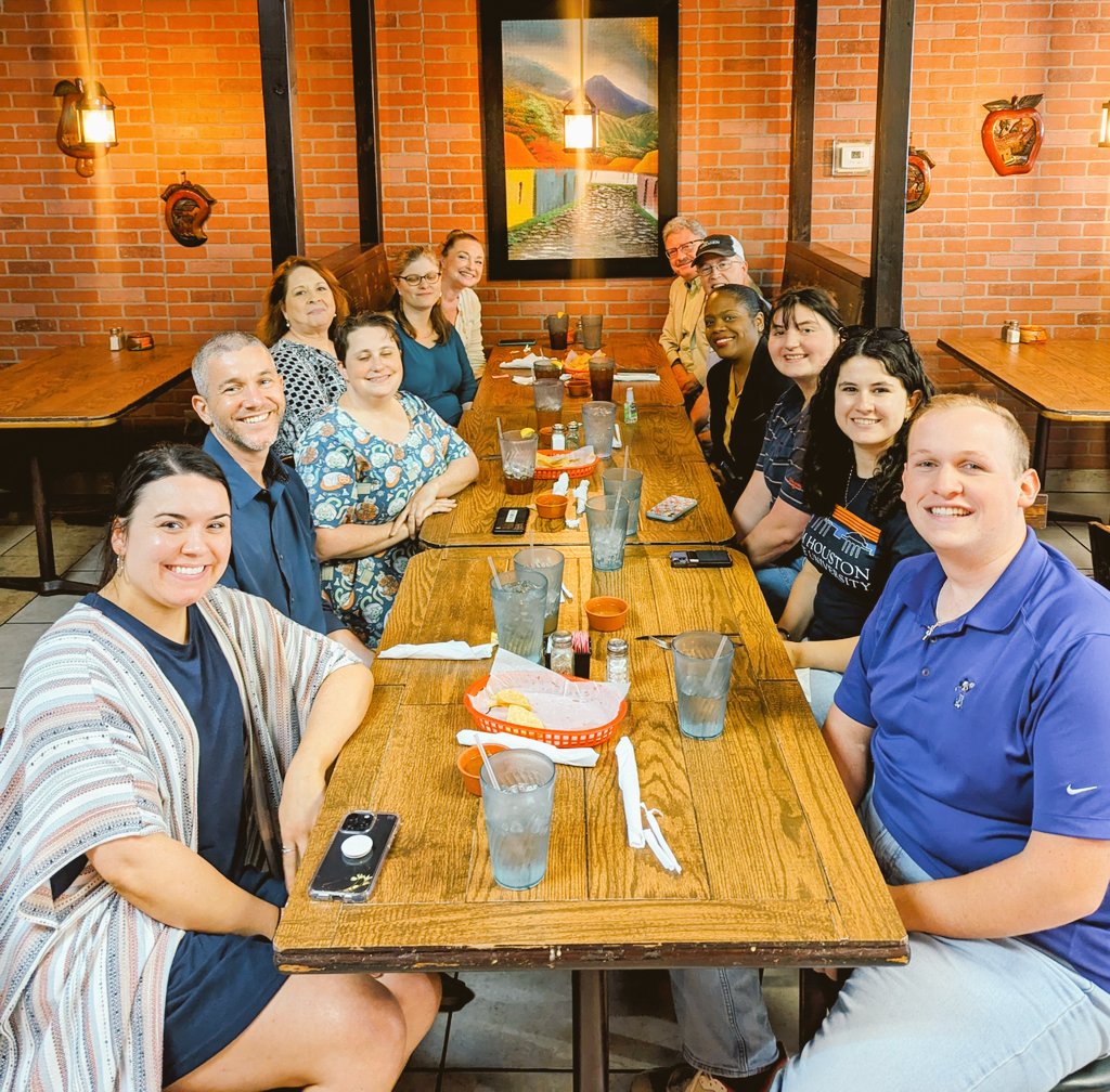 aneika's tweet image. What a great time with kind hardworking people who have given and continue to give so much for both student and faculty success.#shsu