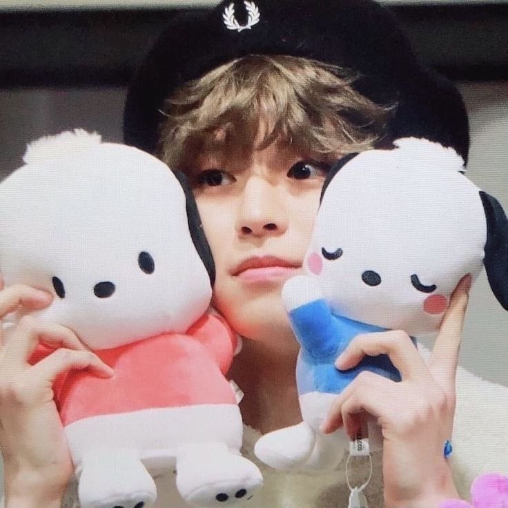 ˚₊ · »-♡→ Seungmin as pochacco ⁓ 💌* ⋅ . ~a very adorable thread🧵~