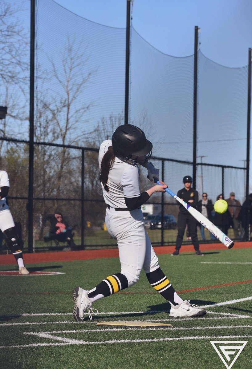Kate Dailor (@kdailor24) on Twitter photo Grateful for every moment <a href="/HFLCSDAthletics/">HF-L CSD Athletics</a> 🖤💛 2024 stats: .530 AVG (11 1B, 16 2B, 4 3B, 4 HR) 1.076 SLG, 1.676 OPS, 26 RBI, 32 Runs, 17 SB (100%) & 8 HBP. <a href="/CoachBradPosner/">Brad Posner</a> <a href="/CoachSii/">Sarah Sigrest Caffrey</a> <a href="/CoachReneeWall/">Renee Wall</a> Grateful for every moment <a href="/HFLCSDAthletics/">HF-L CSD Athletics</a> 🖤💛 2024 stats: .530 AVG (11 1B, 16 2B, 4 3B, 4 HR) 1.076 SLG, 1.676 OPS, 26 RBI, 32 Runs, 17 SB (100%) & 8 HBP. <a href="/CoachBradPosner/">Brad Posner</a> <a href="/CoachSii/">Sarah Sigrest Caffrey</a> <a href="/CoachReneeWall/">Renee Wall</a>