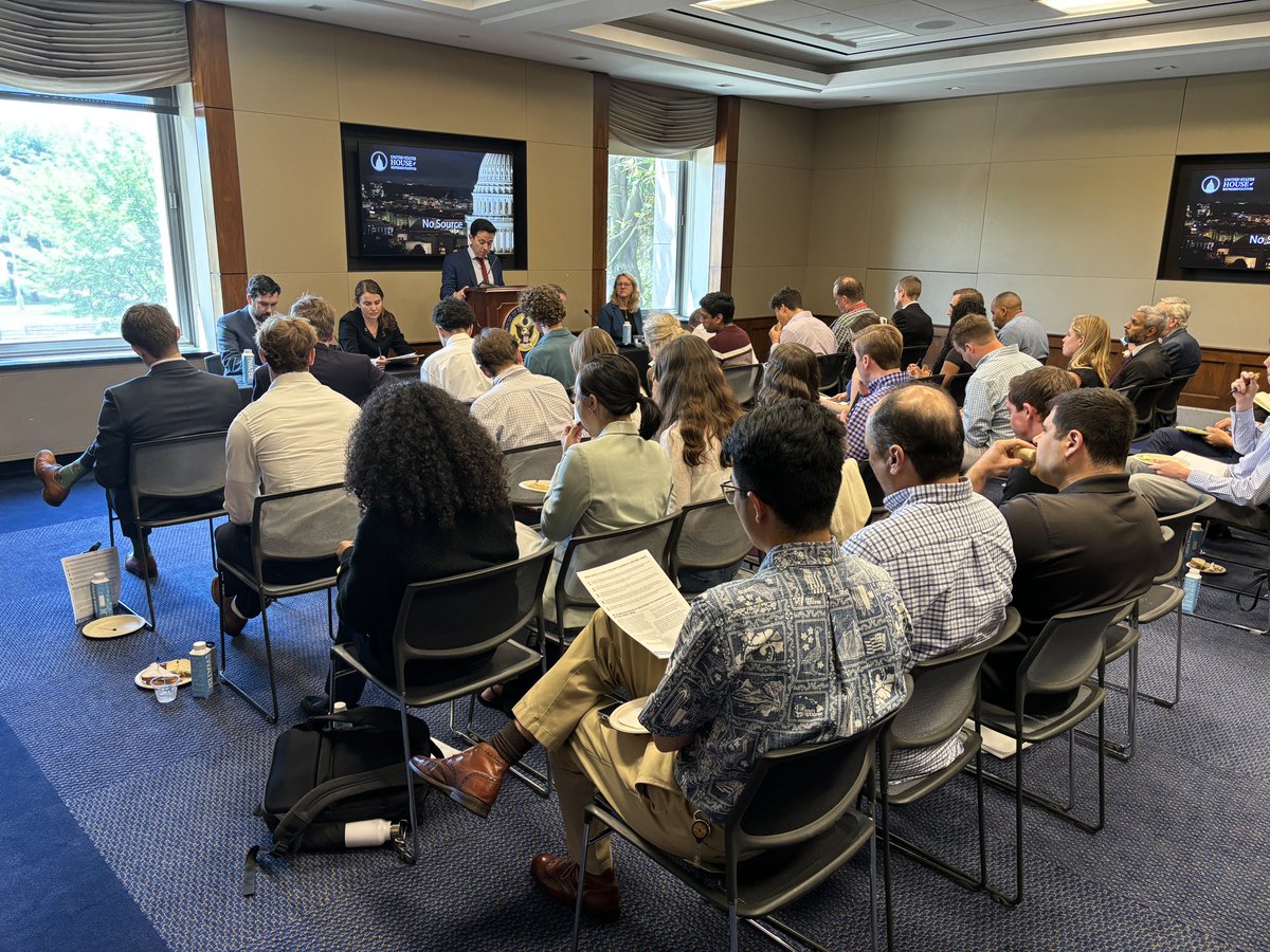 FACTCoalition's tweet photo. HAPPENING NOW: FACT-member  @transparencyUSA is hosting a lunch briefing in Congress on how US enablers are undermining our national security. Panel includes former US government officials, US military, and journalists. 

Join us in 2045 Rayburn before 1:30pm. https://t.co/S1s5visF7K