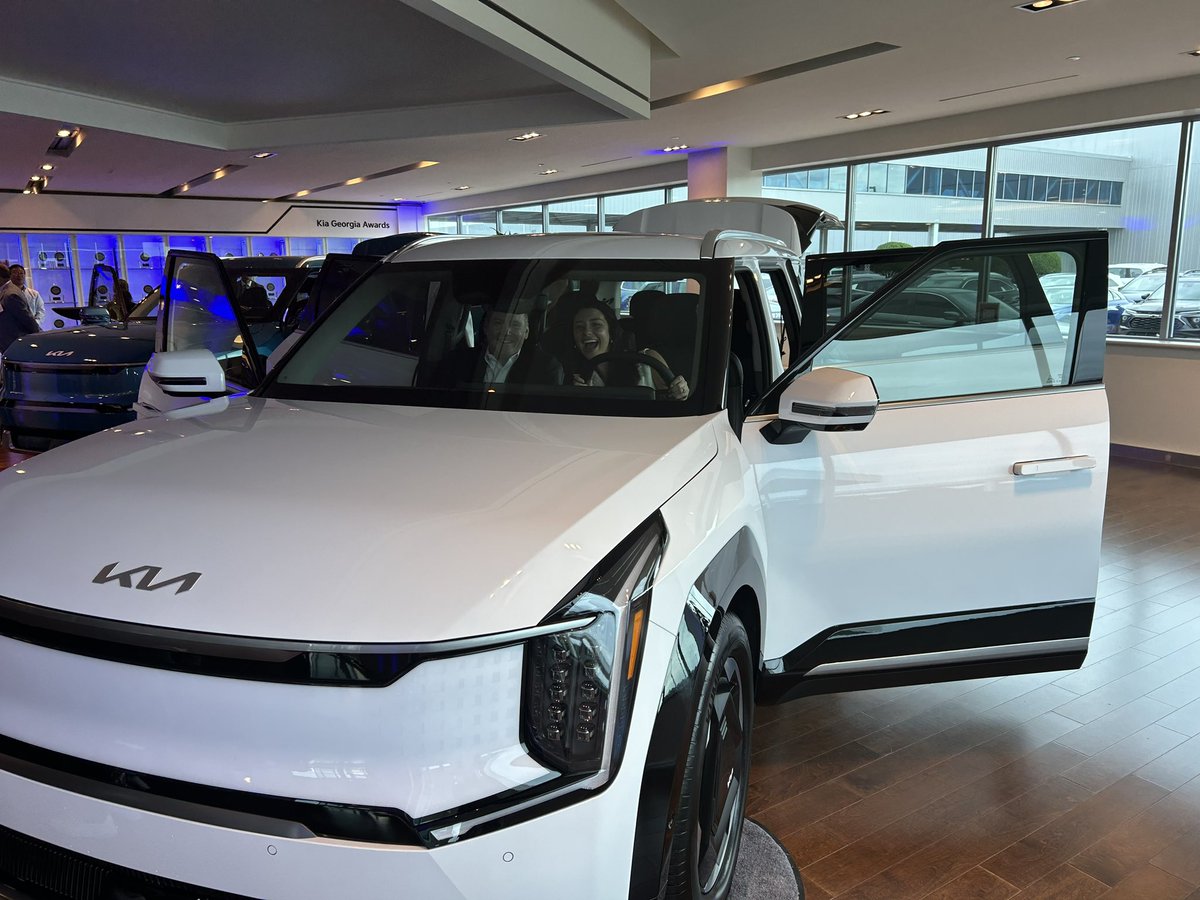 Morgan Law tweet media