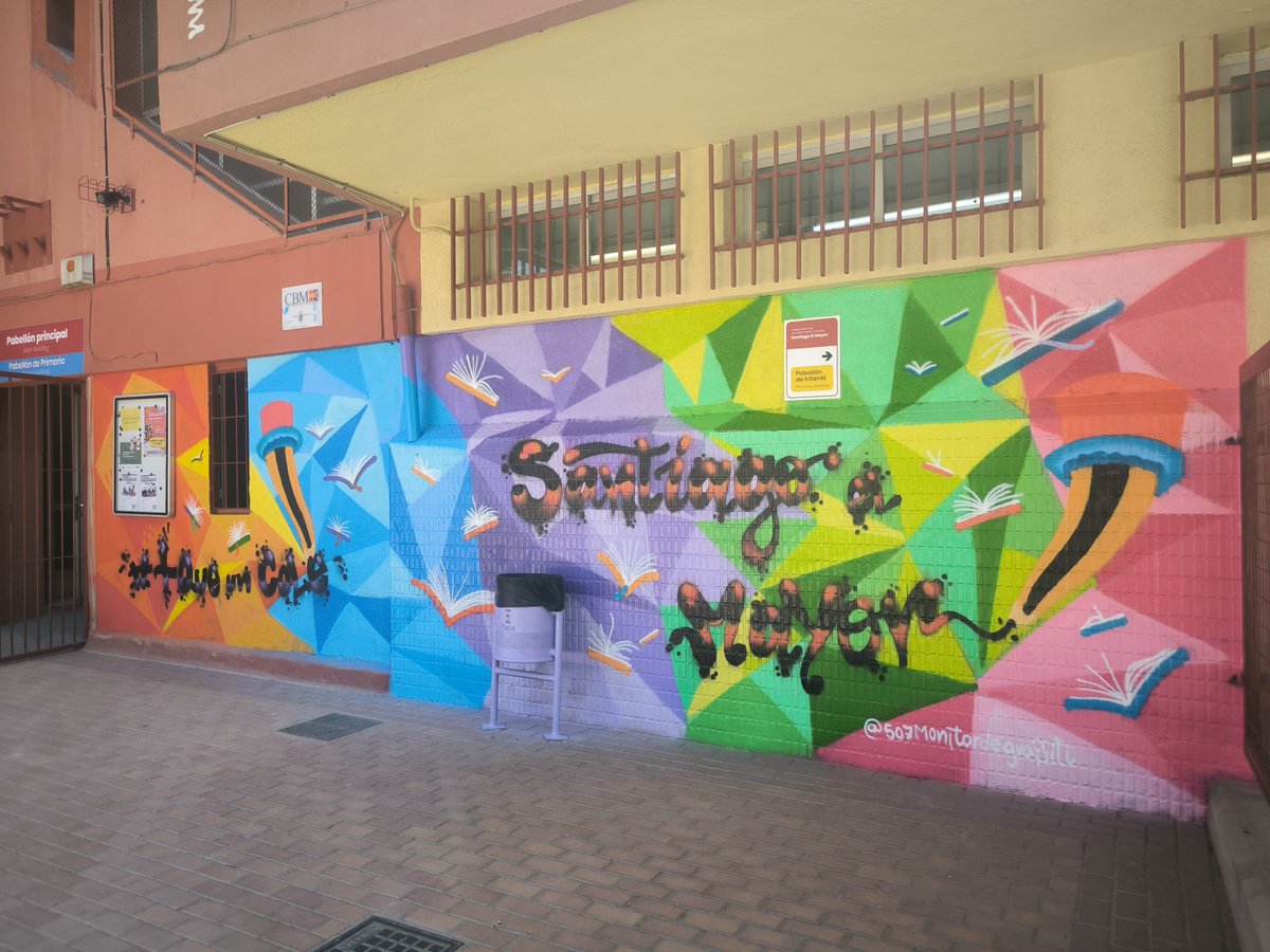 santiagomayor12's tweet photo. El graffiti de nuestro cole tiene mucho significado. En los colores fríos o en los cálidos todo el alumnado ha estado implicado🎨Gracias a @507monitordegrafiti @sm_ampa y Junta Vecinal por hacer nuestro sueño realidad 🤟🏽
#MásQueUnCole #GraffitiNoEsVandalismo #GraffitiEsArte https://t.co/AEMrBaD7AS