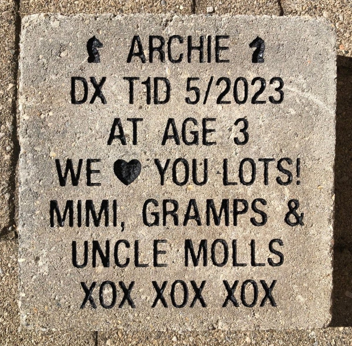 While we don't have an official date, there's lots of family love for Archie this #Diaversary month! All the best from the #birthplaceofinsulin. #BantingHouse #birthplaceofinsulin #thisplacematters #banting #T1D #T2D #insulin #diabetes #museums #ldnmuse #histmed #LetsEndDiabetes