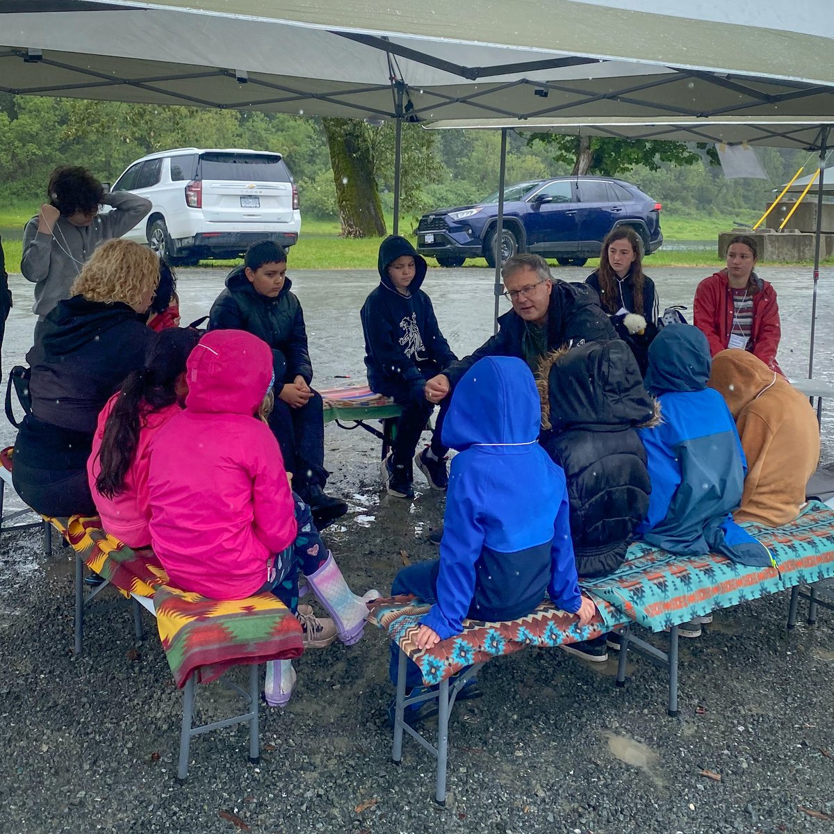 Some of the G.W. Graham Secondary School ISP students had the opportunity to volunteer with the McCammon canoe pull and to learn about the Sto:lo culture during their Take Action Day.

<a href="/GrahamGrizzlies/">GWGraham</a> <a href="/ChilliwackSD33/">Chilliwack Sch.Dist.</a>