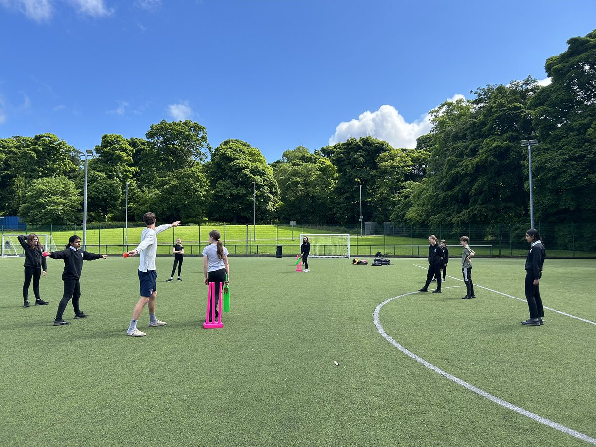 Royal High School HWB tweet media