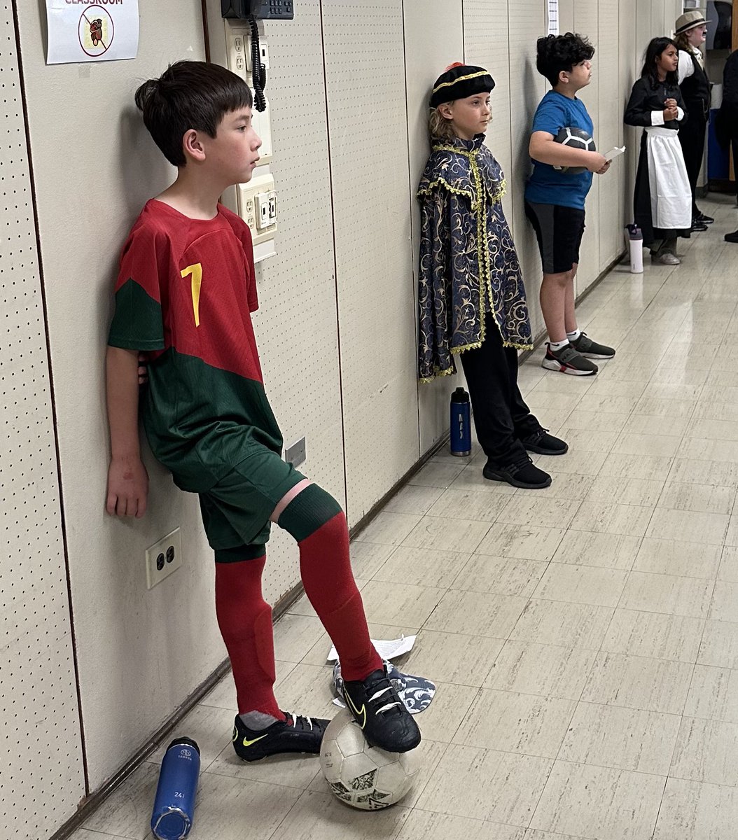 Day 2 (part 2) of grade 4’s Living Museum