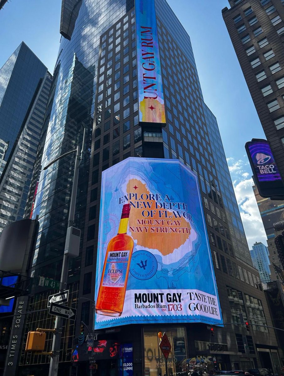 KyleBabb_'s tweet photo. 📸 Photo by me for Mount Gay Rum in Times Square https://t.co/yL7xKRK2iD