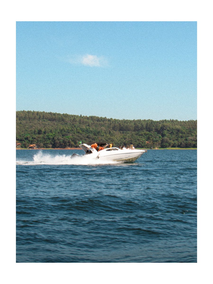 enjoying the view
🚤
.
.
.
.
.
.
#photography #canonphotography #river #capitolio #riogrande #furnas #minasgerais #brazil #canon #sx530hs
instagram.com/p/C7m9Kq8Mo4-/…