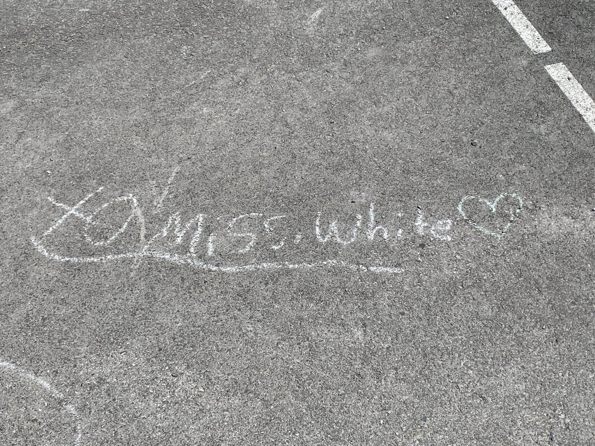 BernadetteOCSB's tweet photo. These special Bears were very busy being creative today.  I love that they left a message to share with me! Go Be Kind Bears. https://t.co/M8dlt9FNhu