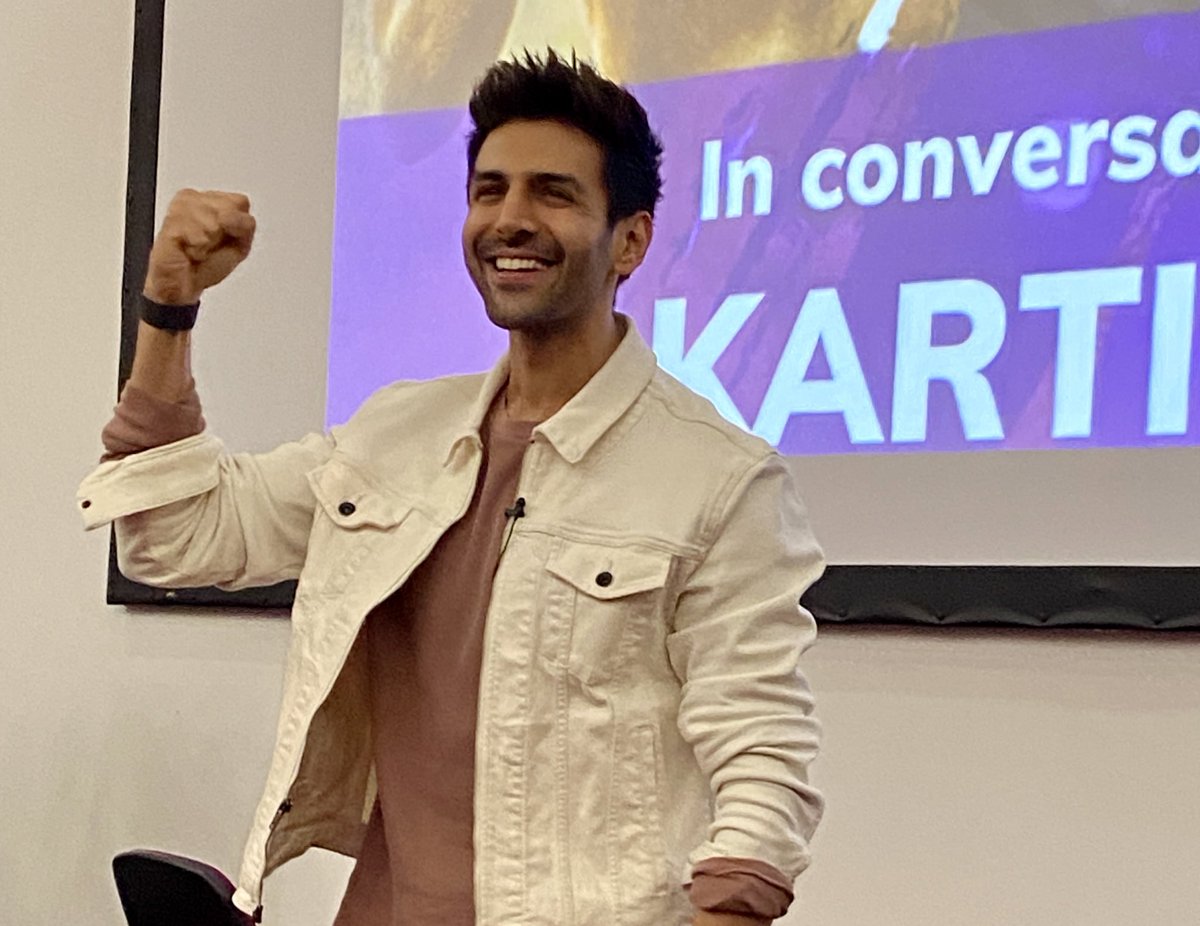 @TheAaryanKartik at @UEL_News promoting #ChanduChampion and interacting with students. Event put together in collaboration with @NISAU_UK. #KartikAaryan