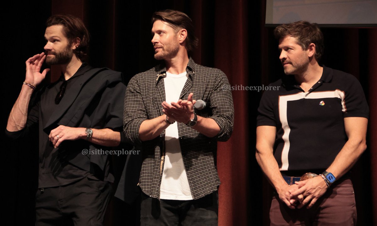 ngl my soul might have left my body when I first saw this photo #PurCon8 #JaredPadalecki #JensenAckles #MishaCollins #J2M