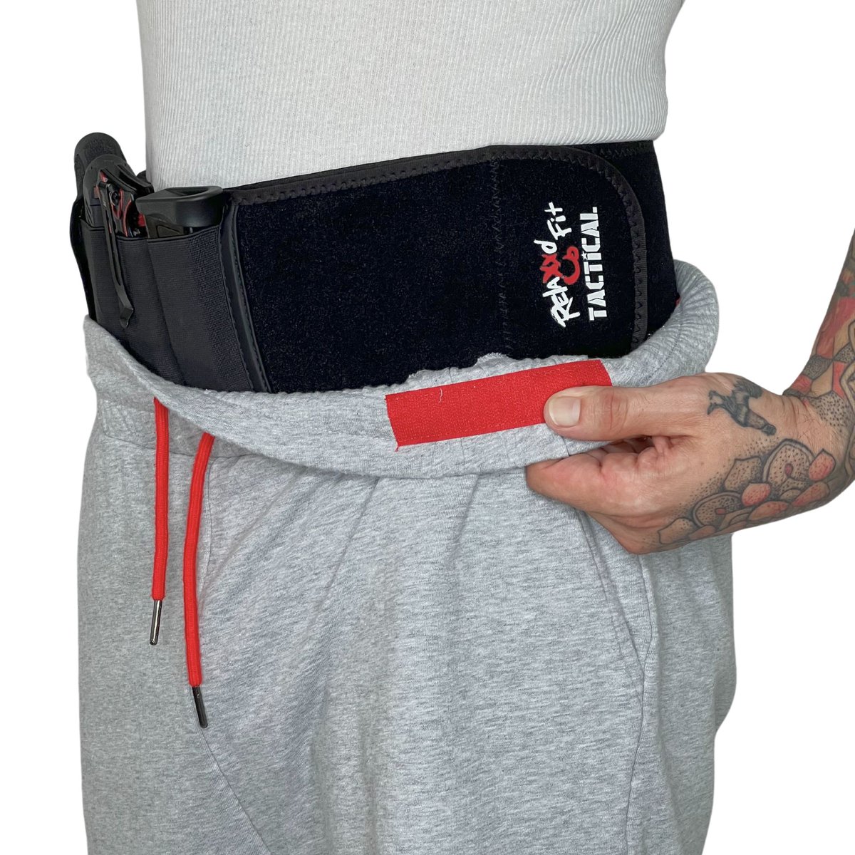 RelaxxdFitTact's tweet image. Whether you&apos;re at the gym, on a hike, or just out and about, this combination keeps your essentials secure and accessible.  #StayPrepared #TacticalFashion #FunctionalGear #ModernApparel #ccw #InnovativeDesign #VersatileWear #SecureCarry #Relaxxdfittactical wix.to/AV0Gop7