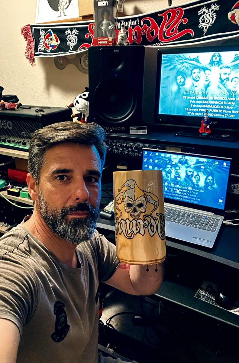 SauromOficial's tweet photo. 🍺Increíbles jarras personalizadas que nos han obsequiado nuestros amigos Ame y Manuel. Hazte con la tuya y muchos más productos de merchandising artesano en:
https://t.co/VTqFaRoVk2
https://t.co/fj2Wf2rbDI
#Saurom #merchandising #mexico #jarras #merchansaurom #Juglares https://t.co/GOkqOuug7x