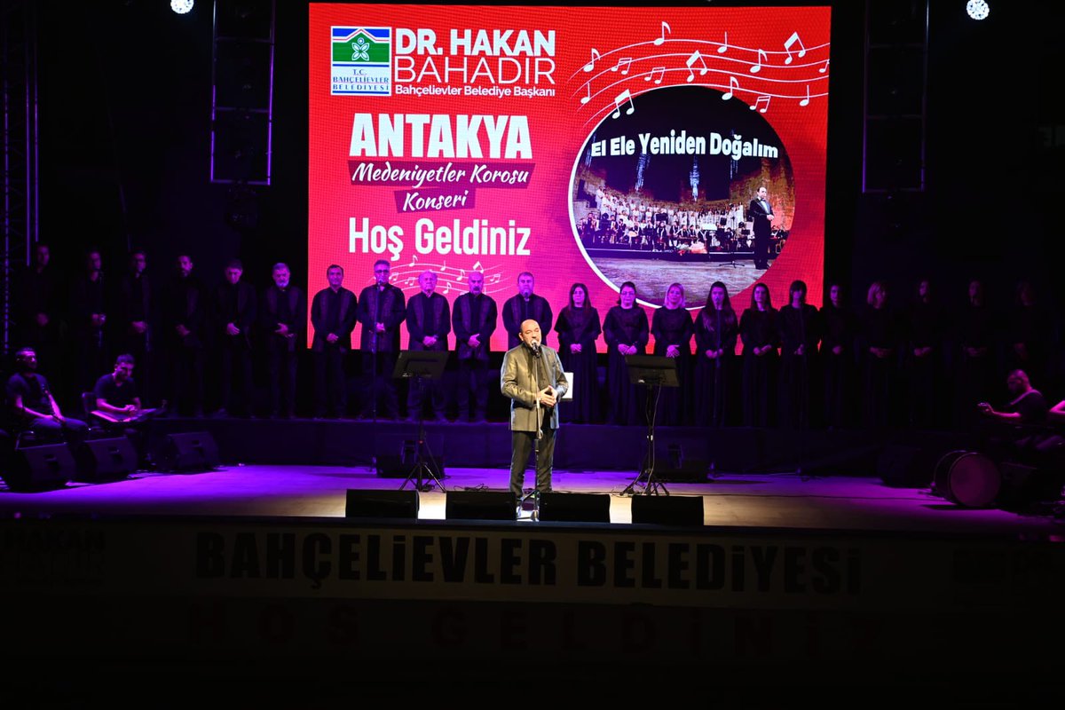 DrHakanBahadir's tweet photo. Antakya Medeniyetler Korosu bugün muhteşem eserleriyle misafirimizdi.

Farklı kültür, dil ve ırkın buluşma noktası, medeniyetlerin beşiği Hatay, yeniden küllerinden doğuyor. https://t.co/Mes4PXjE2S