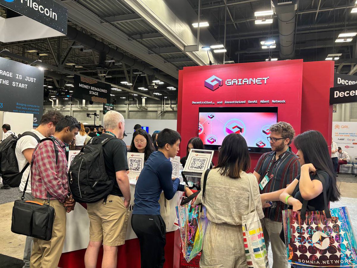 Gaianet_AI's tweet photo. The energy here at #Consensus2024 is contagious! The NASA rover was a hit, check it out!👇🏻 https://t.co/GGyGR0cDCV
